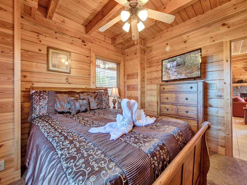 Апартаменты Misty Mountain Hideaway Пиджен-Фордж Экстерьер фото